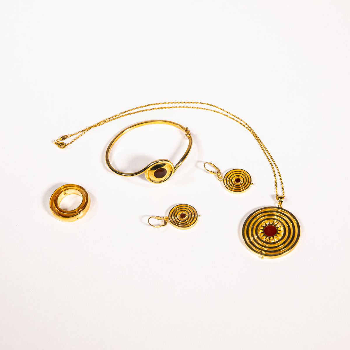 Jewellery inventory management software for gold and gem stock tracking